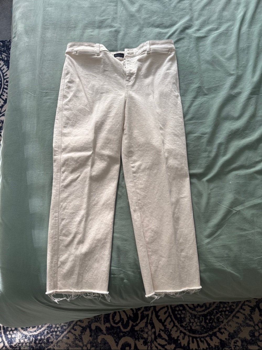 Talbots White Ankle-Length Straight Jeans with Raw Hem